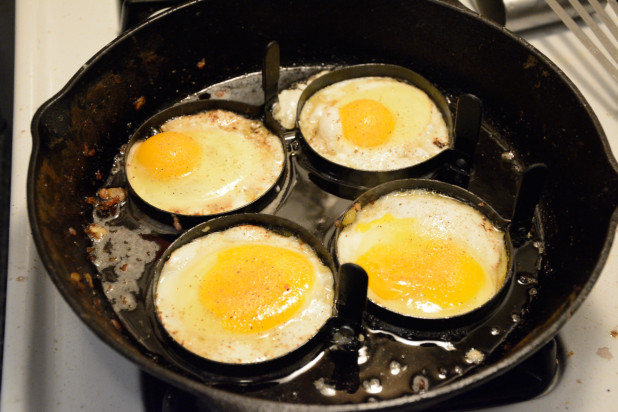 Frying Eggs