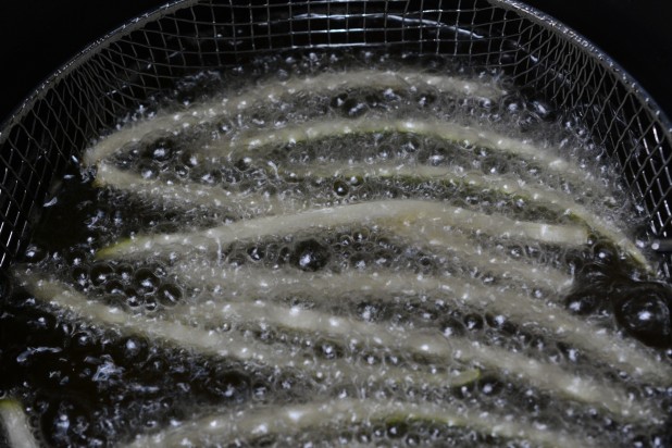 Zucchini Fries Frying