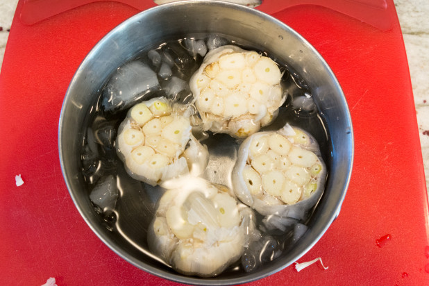 Soaking Garlic in Cold Water